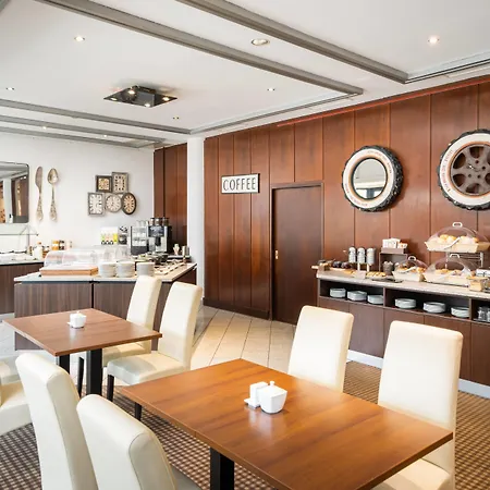 Hotel Arthotel Ana Neotel, Trademark Collection By Wyndham 4*