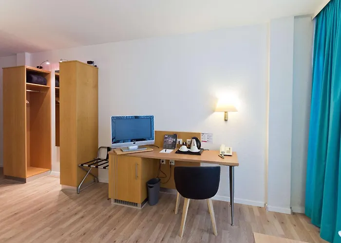 Ana Neotel, Trademark Collection By Wyndham Hotel