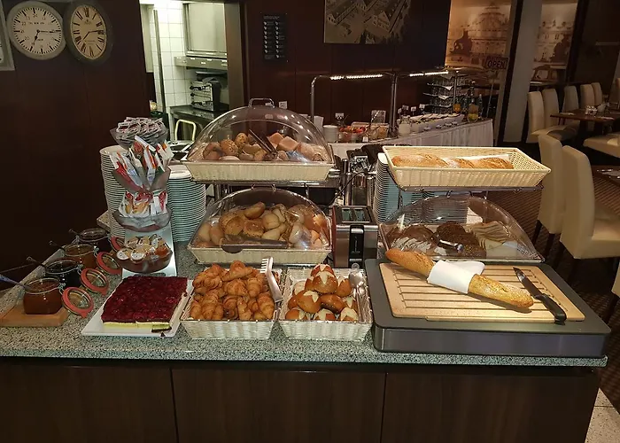 Ana Neotel, Trademark Collection By Wyndham