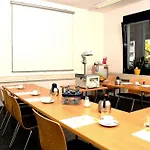 מלון Arthotel Ana Neotel, Trademark Collection By Wyndham 4*